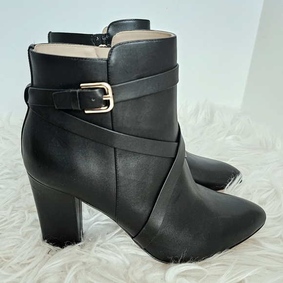 NEW L\'AGENCE Francine Elegant Pointed Toe Black Ankle Boots 9.5
